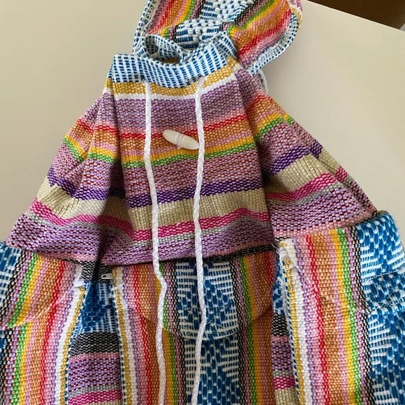 Multicolor Woven Baja-Style Backpack with Drawstring, Shell Accent & Pockets - Picture 5 of 8